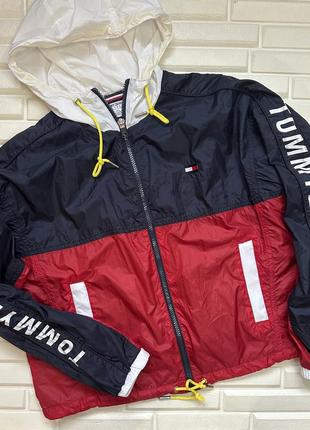 Tommy hilfiger ветровка куртка