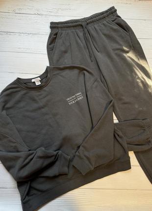 Оверсайзный графитовый спортивный костюм свитшот и джоггеры