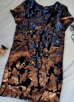Платье в пайетку