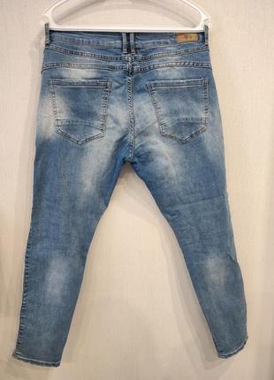 Стильные джинсы на пуговицах2 фото