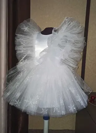 Новогодний костюм снежинка, пышная юбка