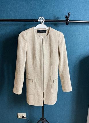 Zara xs размер бежевый жакет пиджак пальто тренч