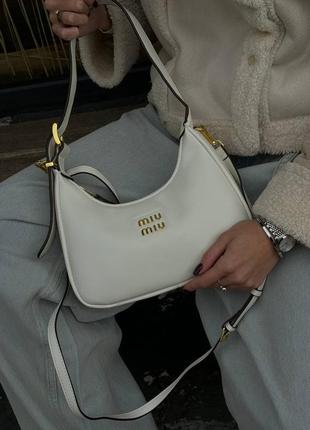 Miu miu premium