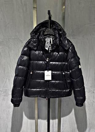 Пуховик moncler