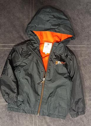 Куртка вітровка