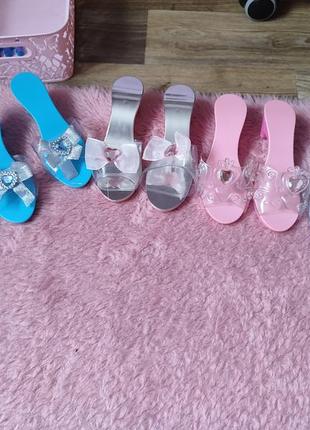 Туфли для принцеси 5 пар