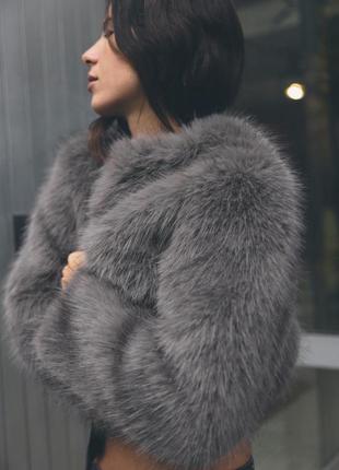 Серая шуба zara