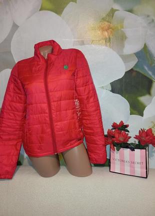 Тонкая деми курточка от бренда desigual