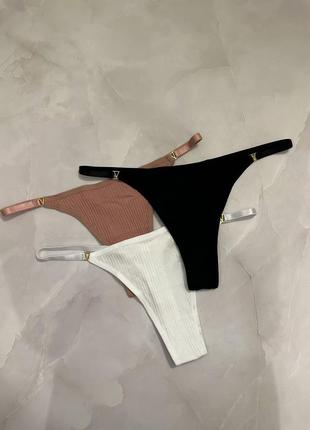 Набір жіночих трусиків плавок плавок завищена посадка бікіні стрінги 3 шт в рубчик