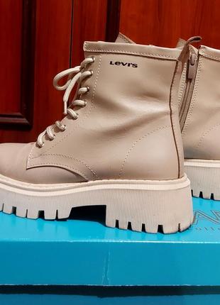 Шкіряні берці levi's2 фото