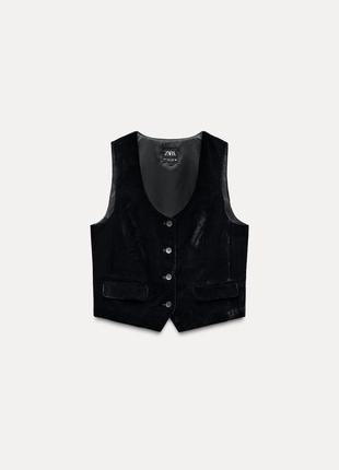 Приталенный бархатный жилет zara