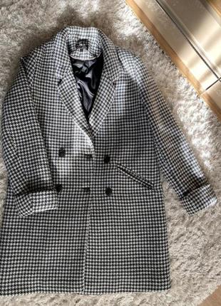 Пальто з вовни zara
