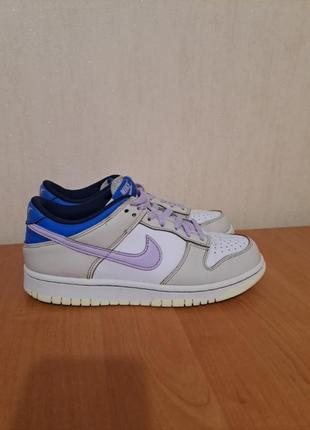 Кросівки жіночі nike