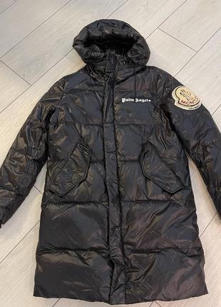Брендовый пуховик moncler