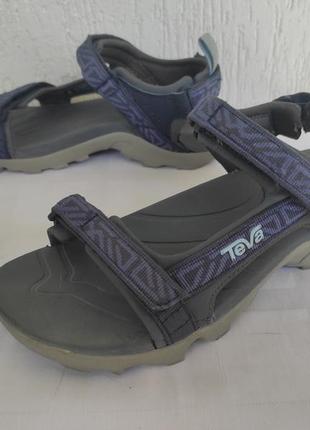 Босоножки,сандали текстильние teva р.36