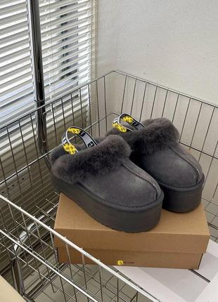 Ugg 4