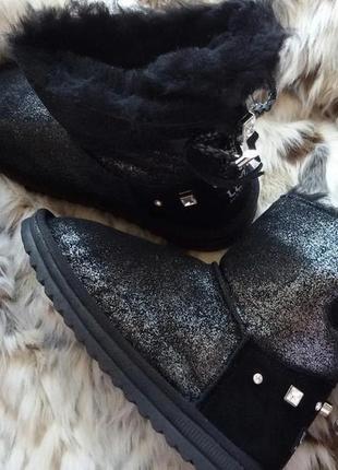 Теплі замшеві уггі з напиленням ugg australia