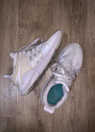 Кроссовки adidas