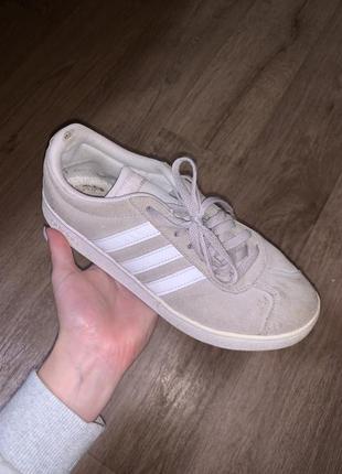 Кеди adidas