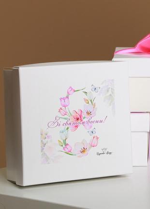 Корпоративные подарки на 8 марта №71 для коллег женщин от коллектива.