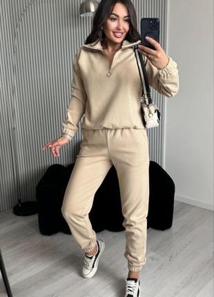 Кашеміровий жіночий костюм