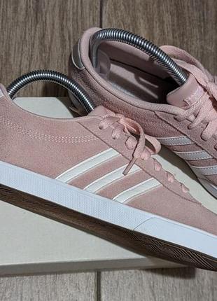 Женские розовые кроссовки adidas neo
