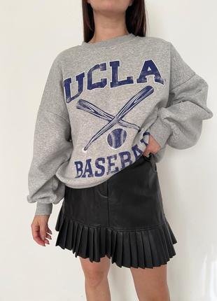 Класний світшот на флісі h&m