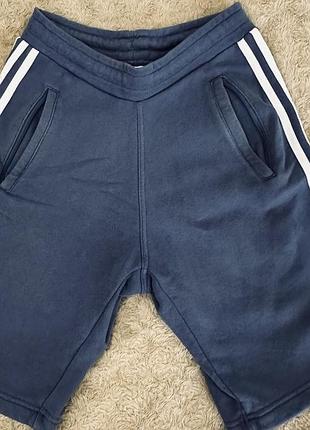 Продам шорты adidas