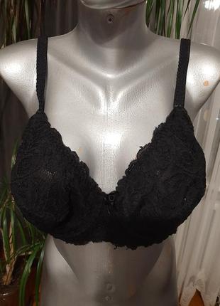 Бюстгальтер