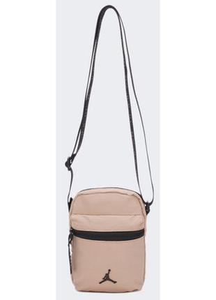 Сумка крос-боді nike airborne festival bag 0,75l бежевий уні 17х12,5х3 см