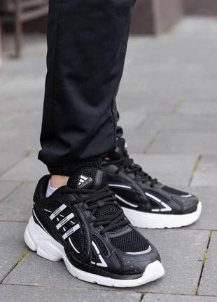 Чоловічі кросівки adidas responce black white3 фото