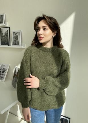 Базовый свитер оверсайз