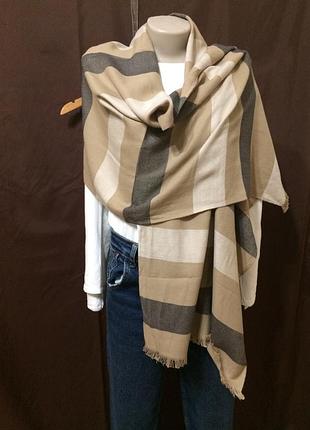 Шарф широкий в серо- коричневую широкую полоску