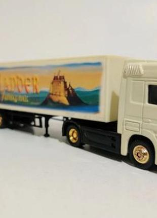 Колекционная игрушечная модель грузового автомобиля машины 1:87