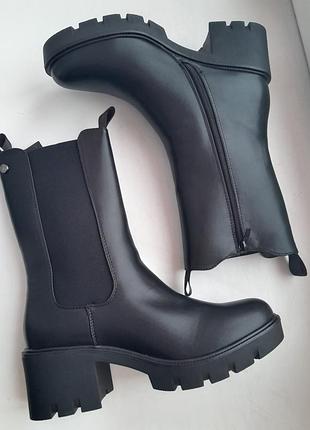 Ботинки 40р челси