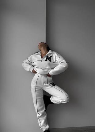 Женский спортивный костюм на флисе