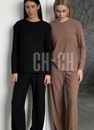 Костюм в рубчик