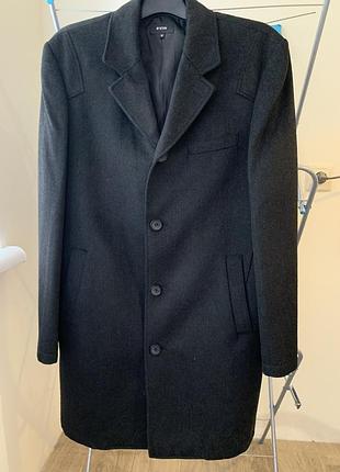 Чоловіче пальто
