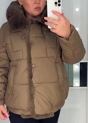 Шикарные стильные зимние курточки автоледи с натуральным мехом..