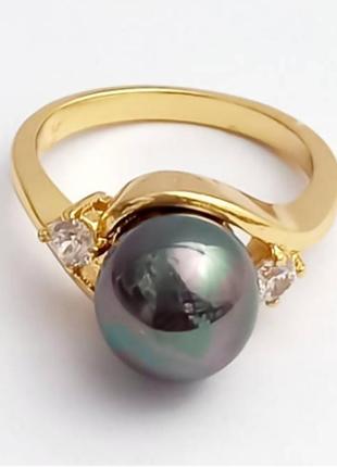 Кольцо xр. позолота 18к. камни: белый циркон и жемчуг. есть 16р.