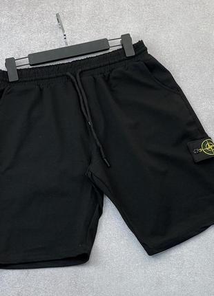 Мужские шорты черные stone island