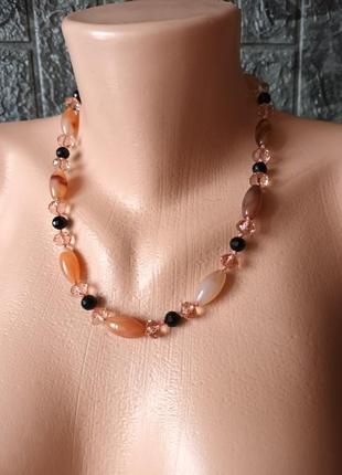 Бусы из натурального камня