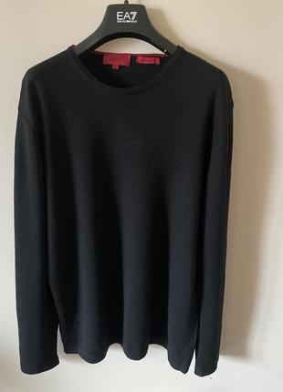 Светр hugo boss р.м італія virgin wool 100%