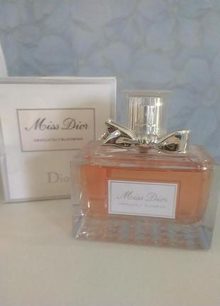 Miss dior
absolutely blooming   100ml