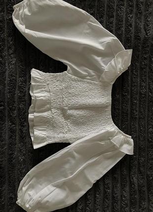 Жіночна красива кофта