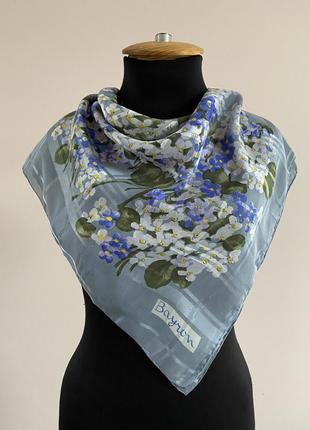 Шелковый платок с цветочным принтом bayron