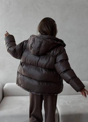 Женская зимняя куртка с капюшоном