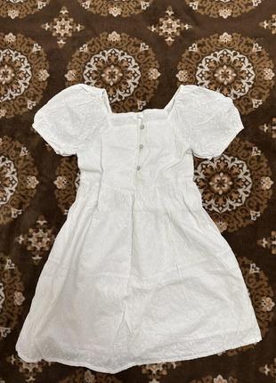 Сукня з прошив