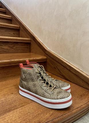 Ботинки guess