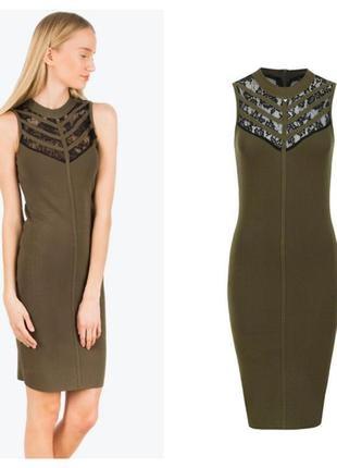 Элегантное платье по фигуре успешного американского бренда guess